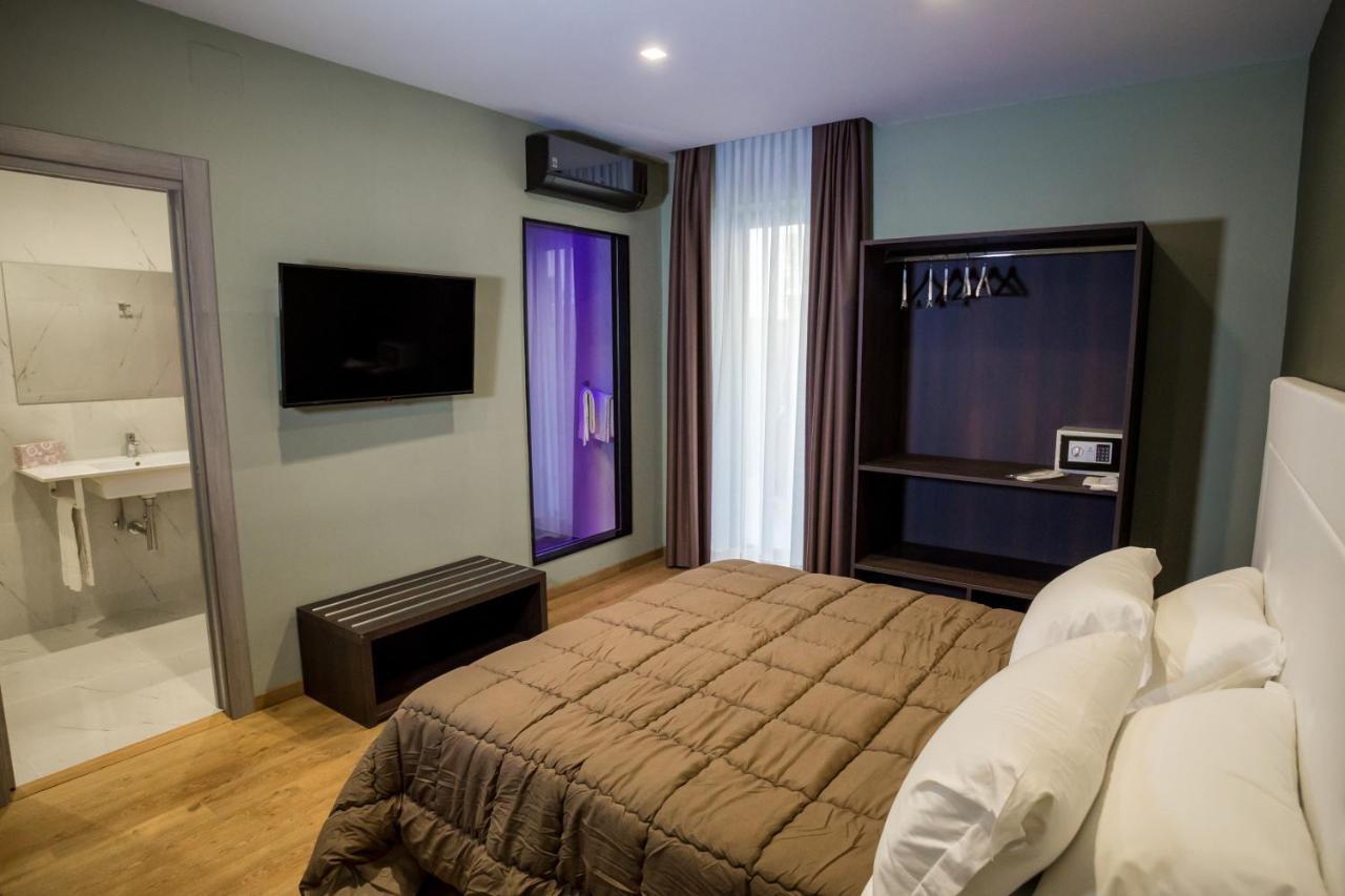 Europa Art Hotel 4*