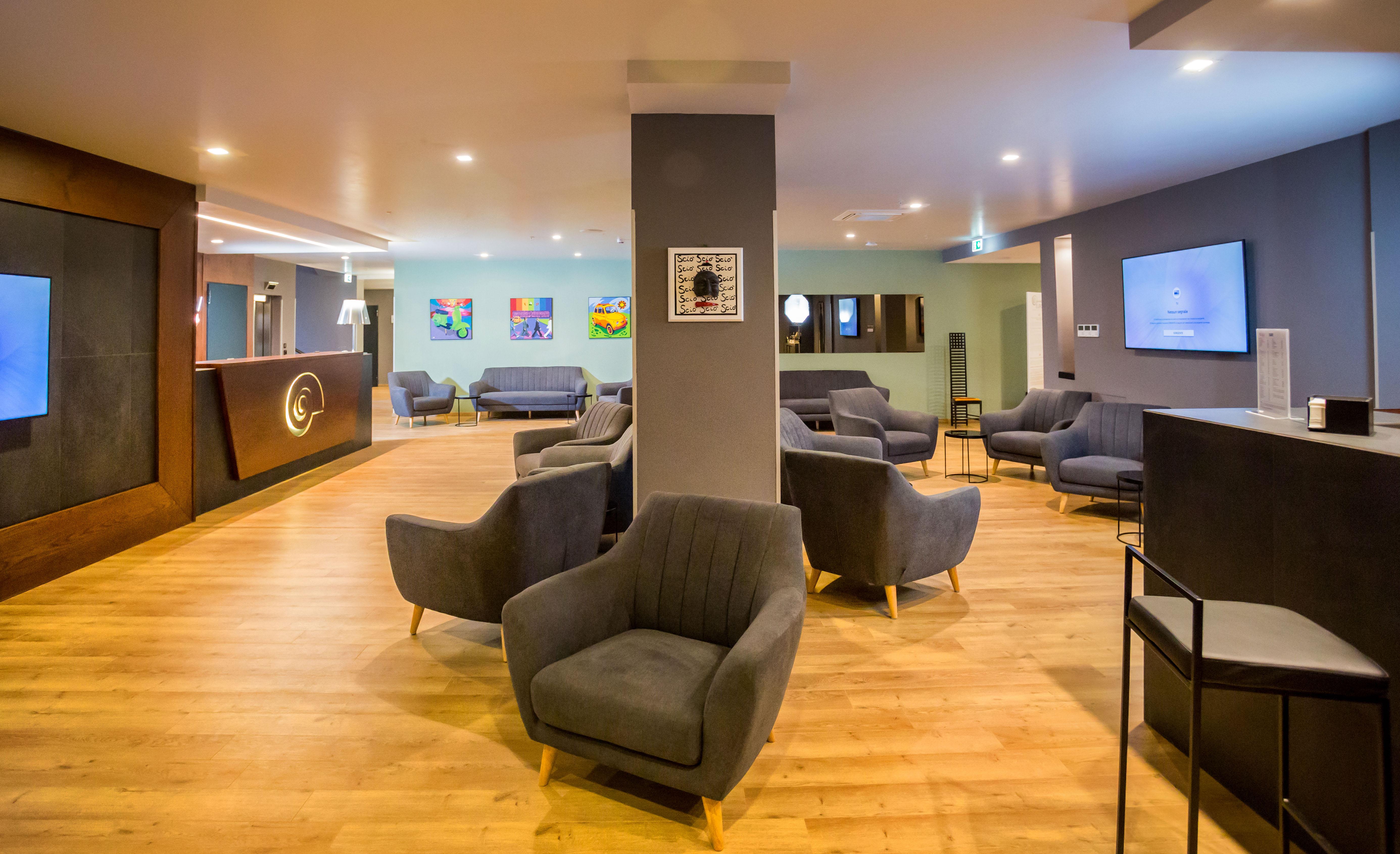 Europa Art Hotel